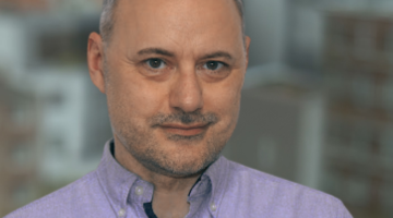 Communication Manager Robert Saunders